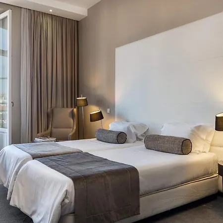 Готель Do Chiado 4*