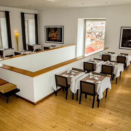 Do Chiado Hotell 4*