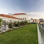 Готель Do Chiado 4*