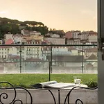 Готель Do Chiado