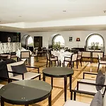 Готель Do Chiado 4*