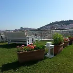 Do Chiado Готель 4*